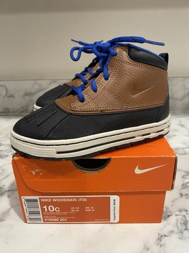 Nike Woodside (TD) nuove giovanili taglia 10C con scatola originale! Mai indossato.