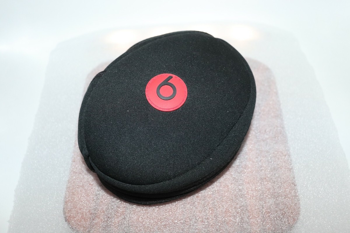 Beats By Dr. Dre Solo HD Monster Black/Red 2 Cords and Soft Case