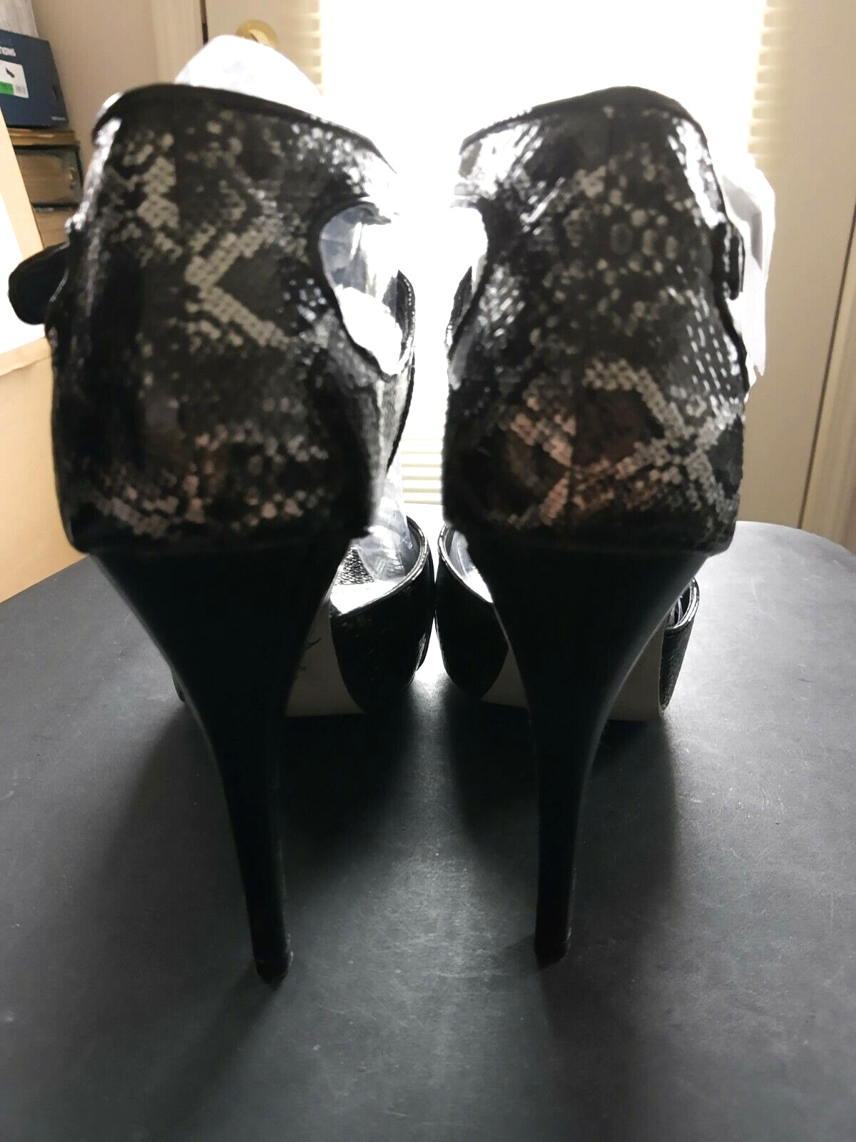 Anne Michelle 5" BLACK & SILVER Python Print Plat… - image 4