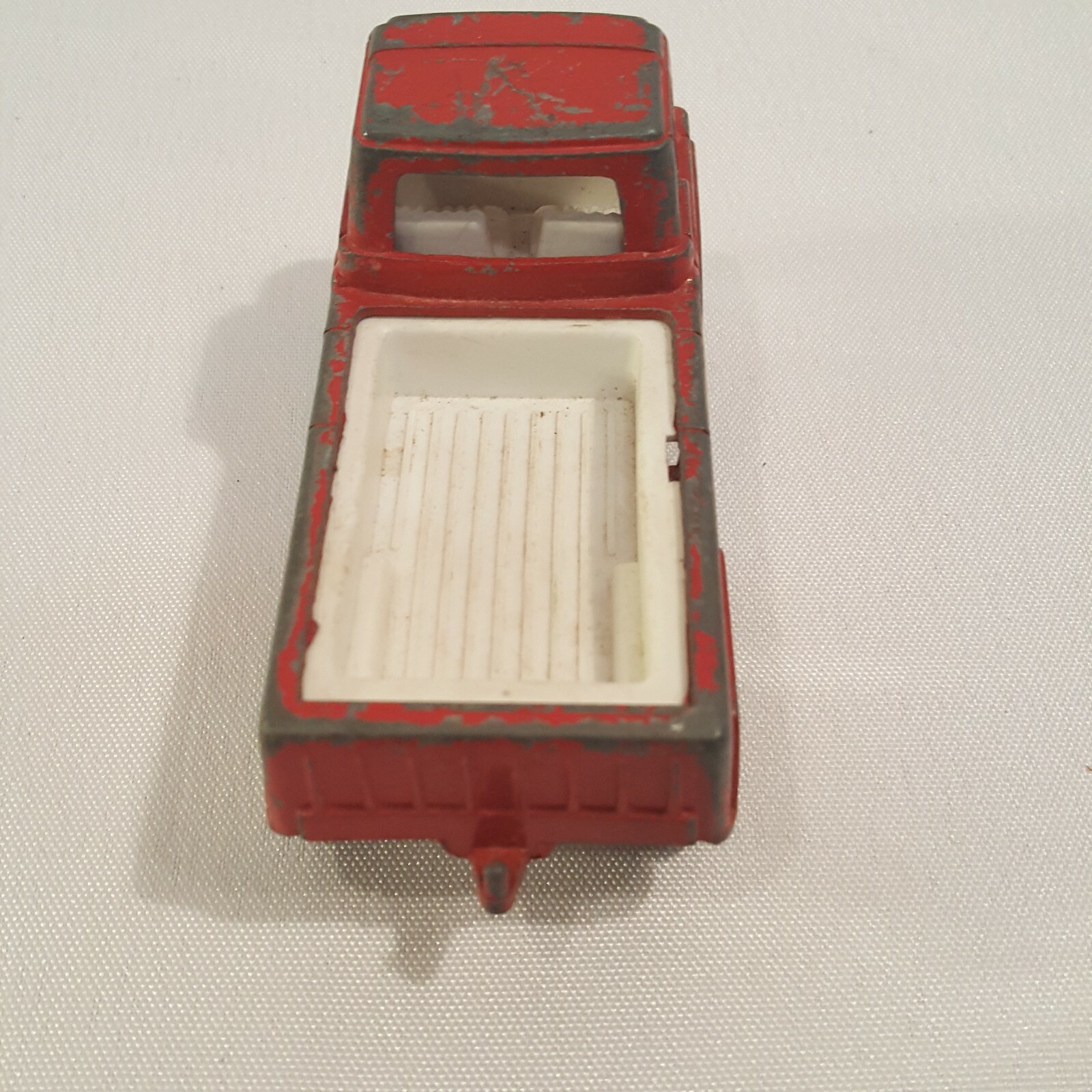 VINTAGE 1969 TOOTSIE TOY RED TRUCK METAL PICKUP TOY FIRE CHIEF made in