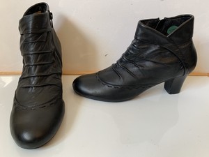 comfy black leather boots