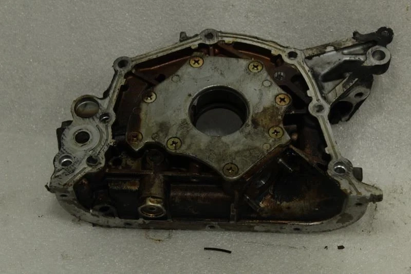 Toyota 4runner 2002 cubierta de distribución inferior del motor Foto 2 de 4