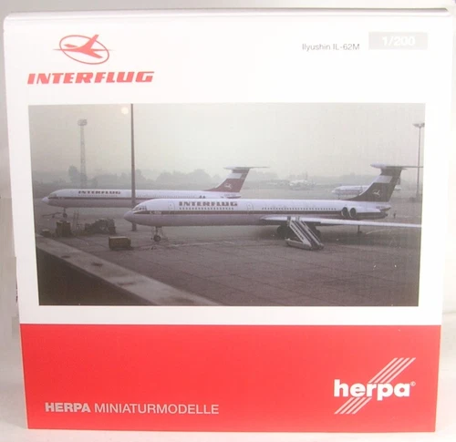 Ilyushin IL-62M Interflug (Reg. DDR-SEO) 1:200 Herpa