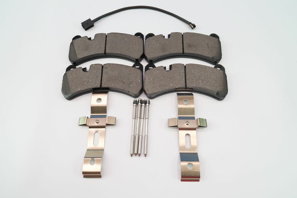 Maserati Ghibli S Sq4 Quattroporte front brake pads TopEuro 893