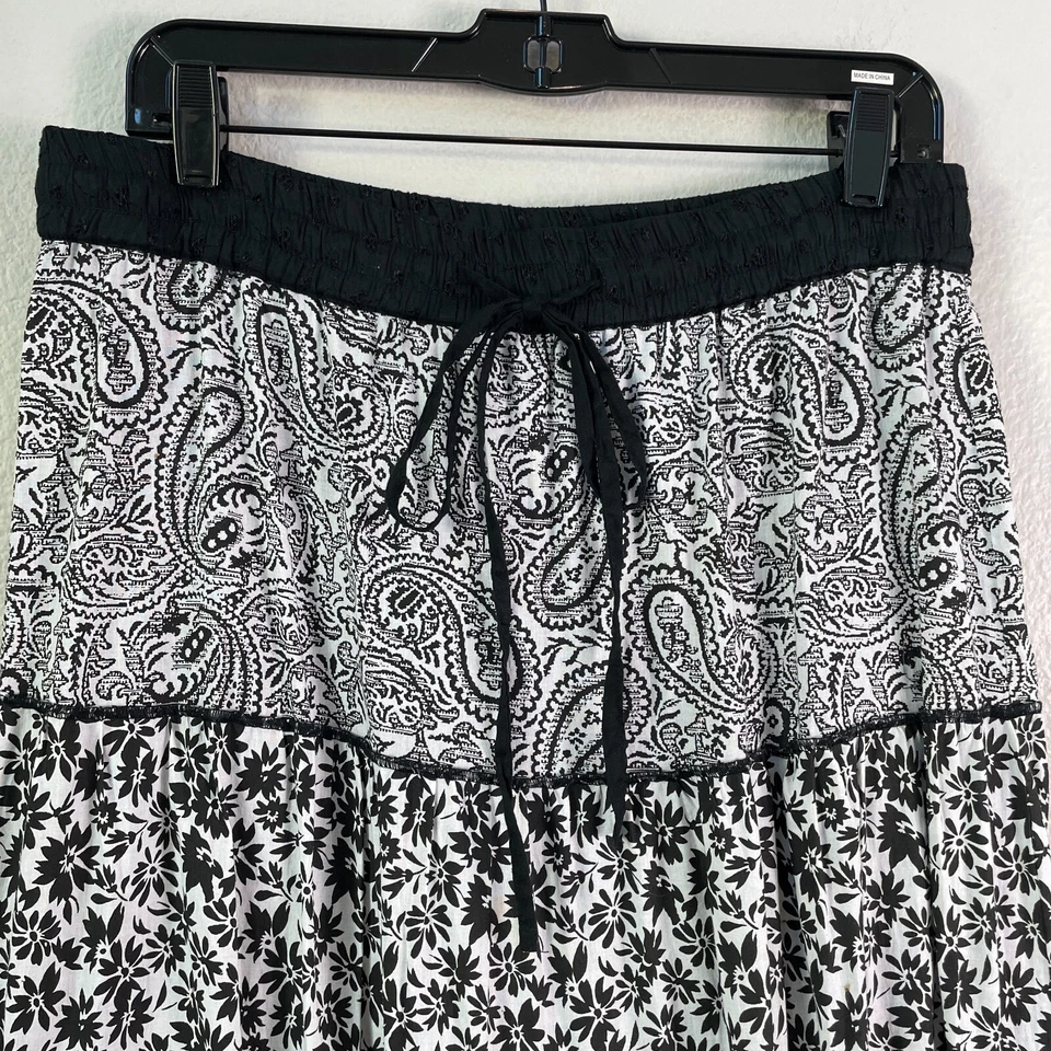 Maxi Falda Pull On ASHLEY B BERNARDO Mujer Mediana Floral Estampado Mixto en Niveles Foto 2 de 4