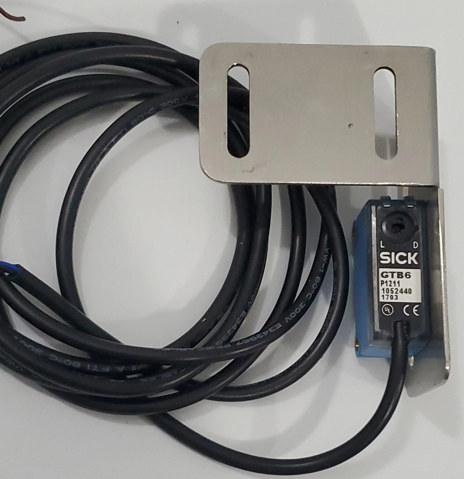*PREOWNED* SICK GTB6 P1211 Photoelectric Sensor & 5304812 Reflector + Warranty! - Image 4 of 4