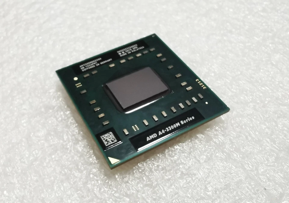 AMD AM3305DDX22GX A4 Series A4-3300M 1.9GHz Socket FS1 CPU Processor Mobile - Image 2 of 4