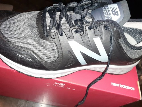 New Balance Men's Trail Running Shoes 8 Gore-Tex Black Goretex Mountain  Hiking | eBay