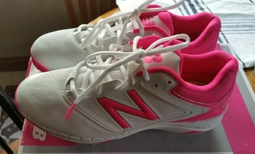 new balance women's softball spikes