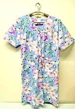 Just Love Short Sleeve, Size Medium, Robe - House Dress, Cotton/Poly Blue Floral