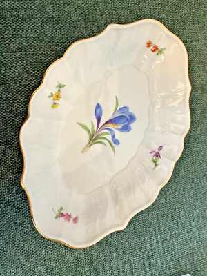 RARE! Meissen Floral 10” Porcelain Oval Serving Platter #620