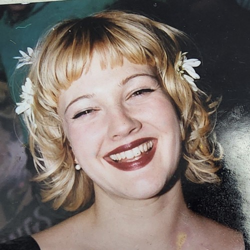 1990er 4x6 Fotos Drew Barrymore Planet Hollywood Orang-Utan Blumen Promi - Bild 5 von 7