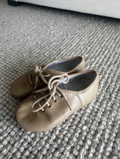 Capezio Tan Lace Up Jazz Shoes Size US8 (kids)