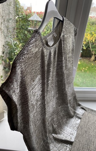 Grey Marl Stretch Knit Silver Metallic Front Tunic Top Size S Fit Approx 10/12 - Picture 2 of 9