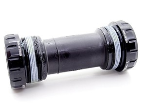 shimano mt800 bottom bracket