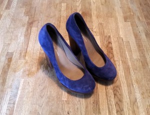 kurt geiger navy heels