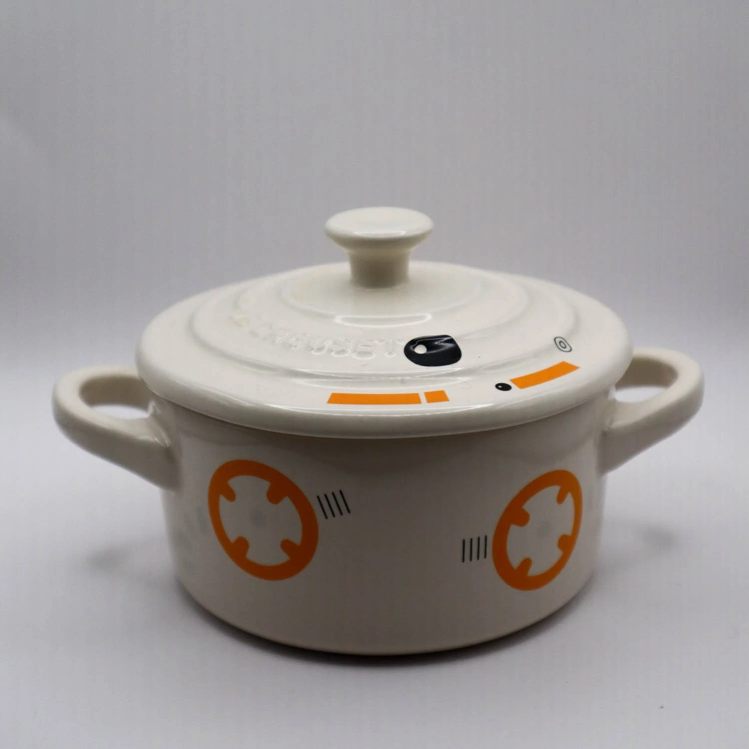 Le Creuset Limited Edition Star Wars BB-8 Droid Mini Cocotte Ceramic w/ Lid