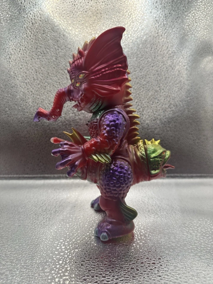 Paul Kaiju OG Boss Carrión Sofubi Vinilo Arte Juguete Monstruo Elefante Diseño Foto 4 de 4