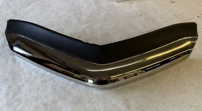 1947-1948 Chevrolet Center Grill Bar U87