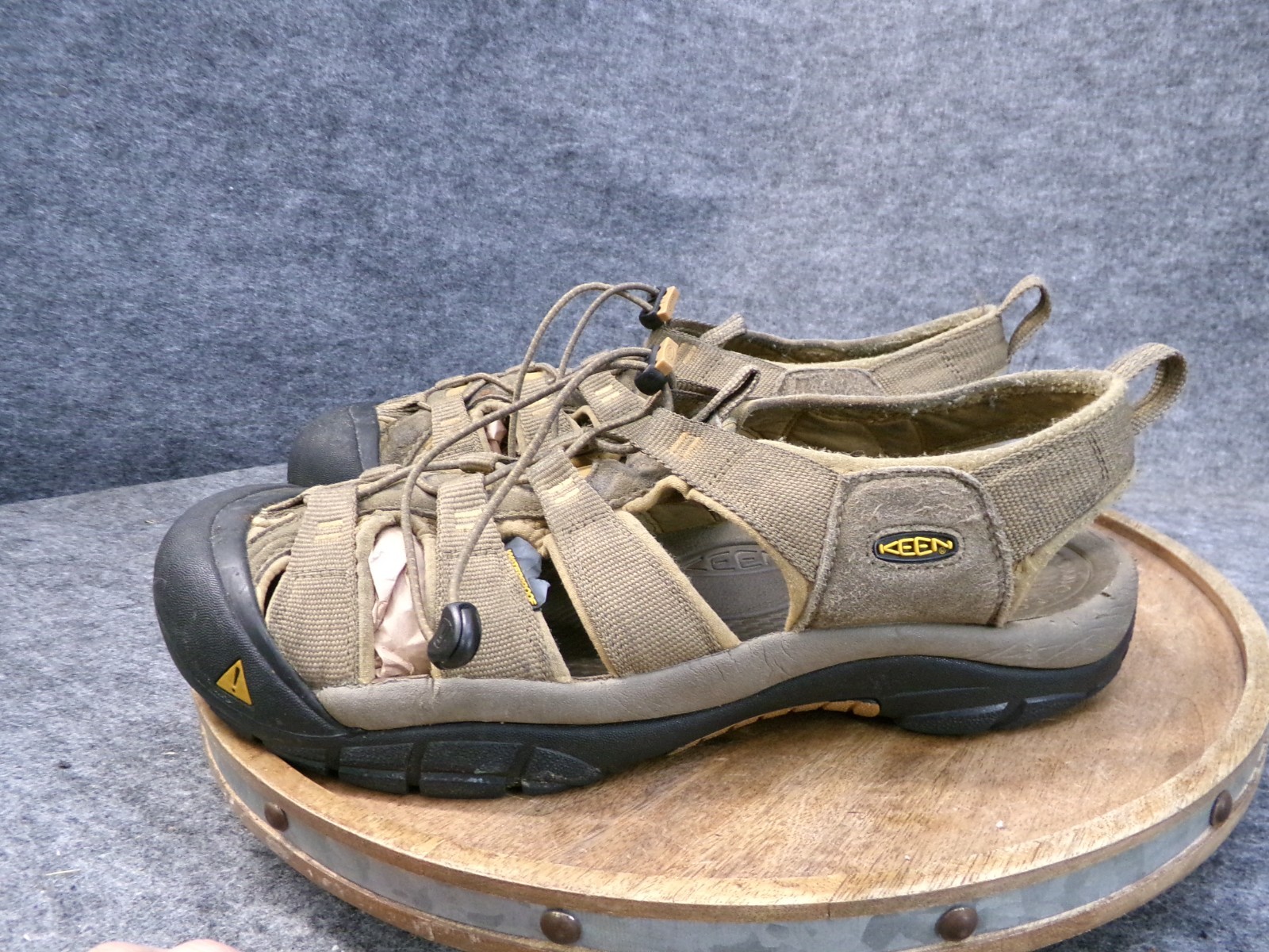 Sandali da trekking KEEN Newport H2 impermeabili in pelle marrone da uomo taglia 14 USA 1001870