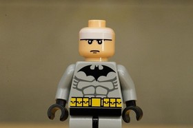 LEGO Batman Minifigure 2006 bat001 Retired Original From Sets 7779 7780 7782