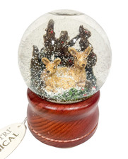Vintage SIVERSTRI Winter Wonderland Sitting DEER Scene SNOW GLOBE w/Tag holiday
