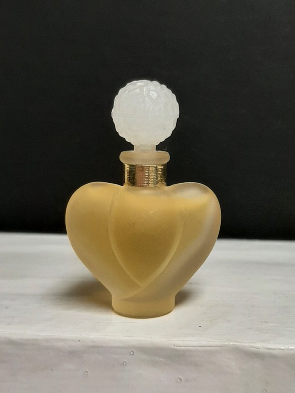 Vintage Mini Farouche by Nina Ricci 2.5 ml Micro Miniature Perfume Sample Heart