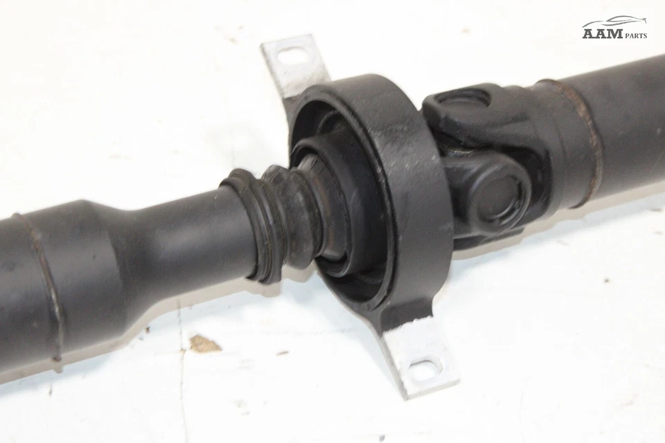 2015-2016 BMW 428i XDRIVE GRAN COUPE REAR DRIVE PROPELLER SHAFT OEM - Image 3 of 4