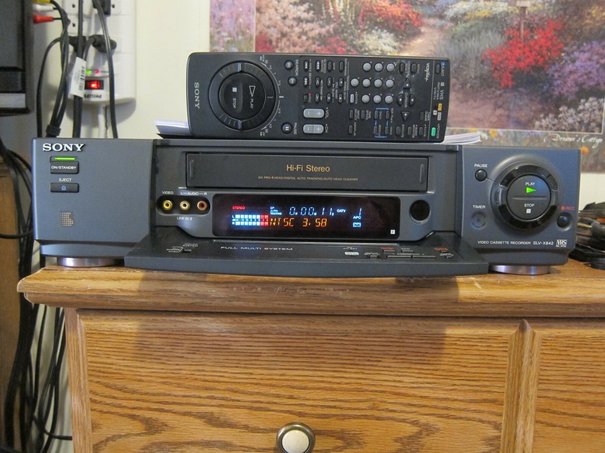 Sony SLV-X842 multi system Hi Fi Stereo VCR PAL NTSC MESECAM 110