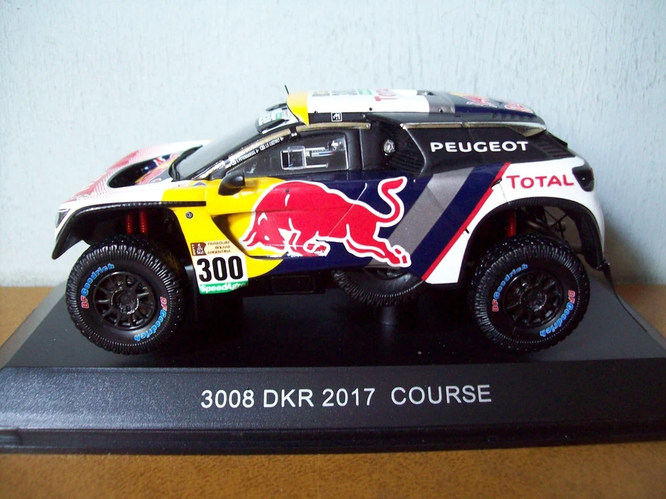 1/43 SPARK 17MISP902 PEUGEOT 3008 DAKAR 2017 WINNERS #300 COTTRET/PETERHANSEL — 第 3/4 张图片