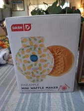 2020 New Dash Pinneapple Mini Waffle Maker-Breakfast-Non Stick-4"--(S)