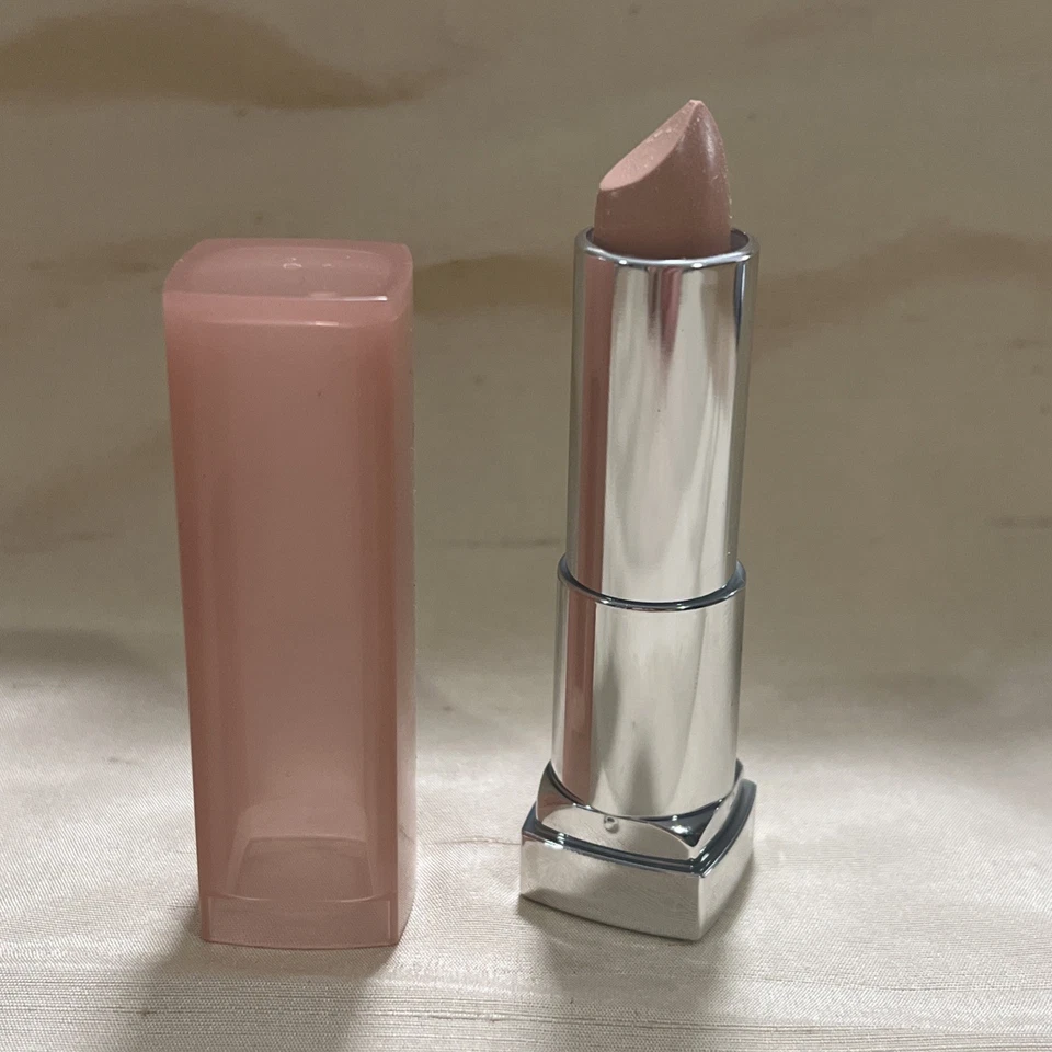 Lápiz labial Maybelline 910 DESNUDO TODO 0,15 oz {Envío gratuito} Leer Foto 2 de 4
