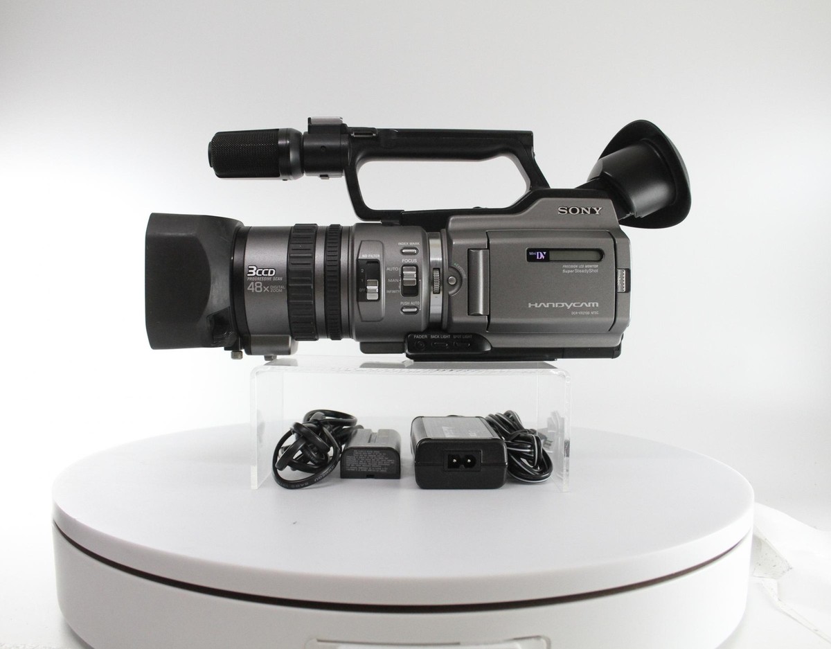 動作ok　SONY　handycam DCR-VX2100 Sony DCR-VX2100 Digital HandyCam recorder 2.5 inch monitor