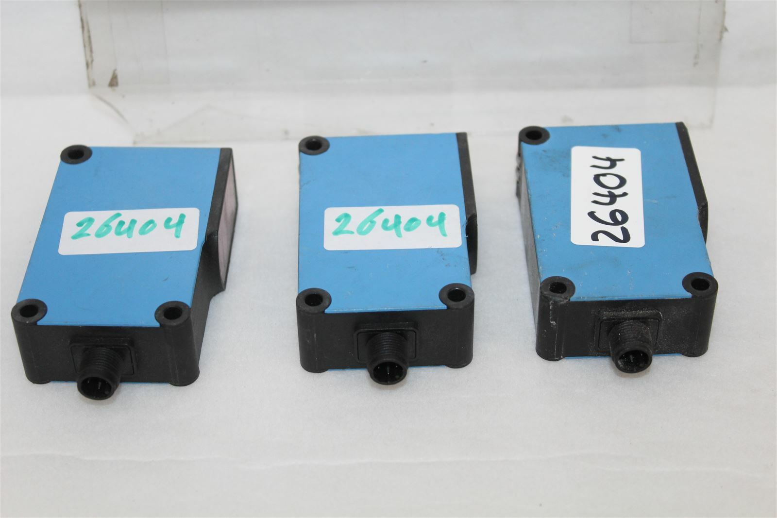 Keenso Reflexions-Lichtschranke E3JK-R4M1 - Zuverlässiger Photoelektrischer Schalter Bis 3,5m