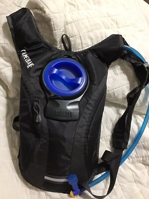 Camelbak Hydration Pack Backpack w/ Bladder Black Gray Hiking