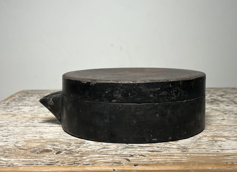 Piedra de tinta con tapa Duan. Dinastía Ming. siglo XVI. Foto 3 de 4