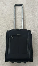 RICARDO  CARRY ON LUGGAGE SUITCASE WHEELS BLACK 17''x13''x8'' USED ONCE