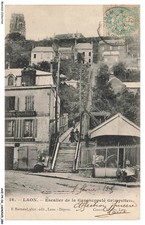 AVZP4-0241-02 - LAON - Escalier de la gare appele grimpette
