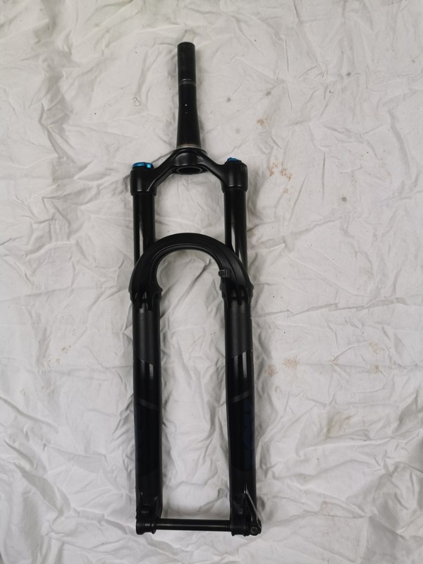 Fox 34 Float Performance 140mm Travel Tapered 29 Boost 15mm Maxle QR15x110 E-MTB