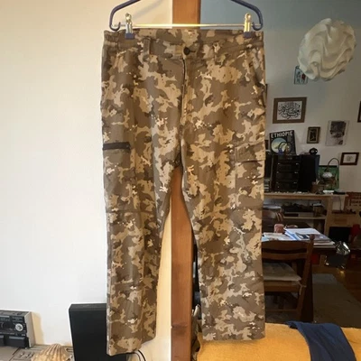 SOLOGNAC Pantalon cargo homme camouflage beige marron poches zippées - Photo 1/4