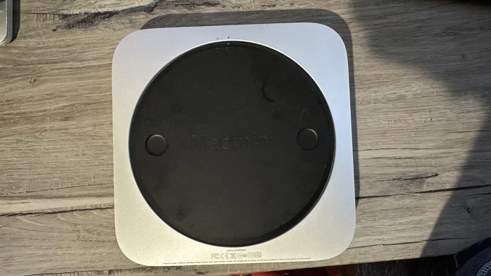 Apple Mac Mini Mid 2011 A1347 2.3GHz 5GB RAM 500GB HDD macOS High Sierra - Image 2 of 4