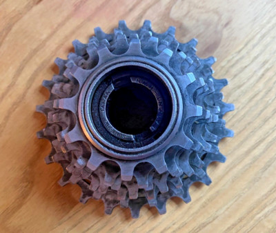 Suntour NWN Maeda Industries 7 Speed Bolt On Sprocket Vintage Road Bike 12-23