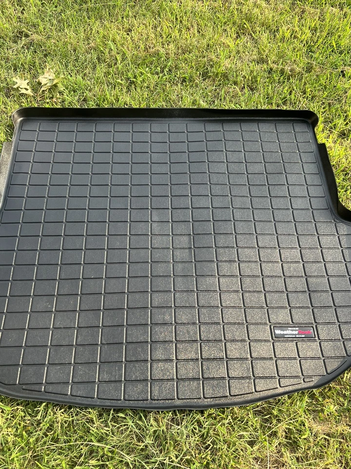 2013-18 Hyundai Santa Fe Sports WeatherTech Cargo Liner Black - Image 2 of 4