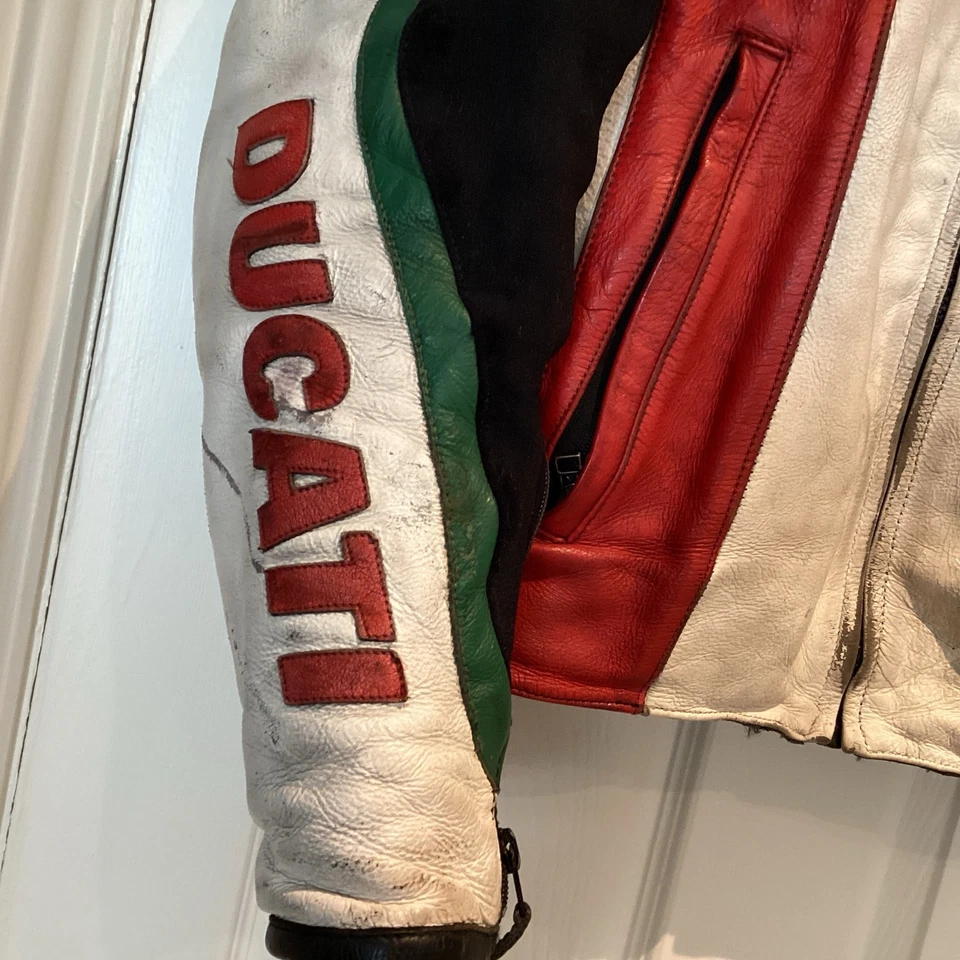 Ducati Dainese Leather Motorcycle Jacket – Size 46 (Euro 56)-Classic Collectable - Image 3 of 4