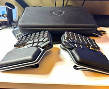 Dygma Defy Split Ergonomic Wireless Mechanical Keyboard