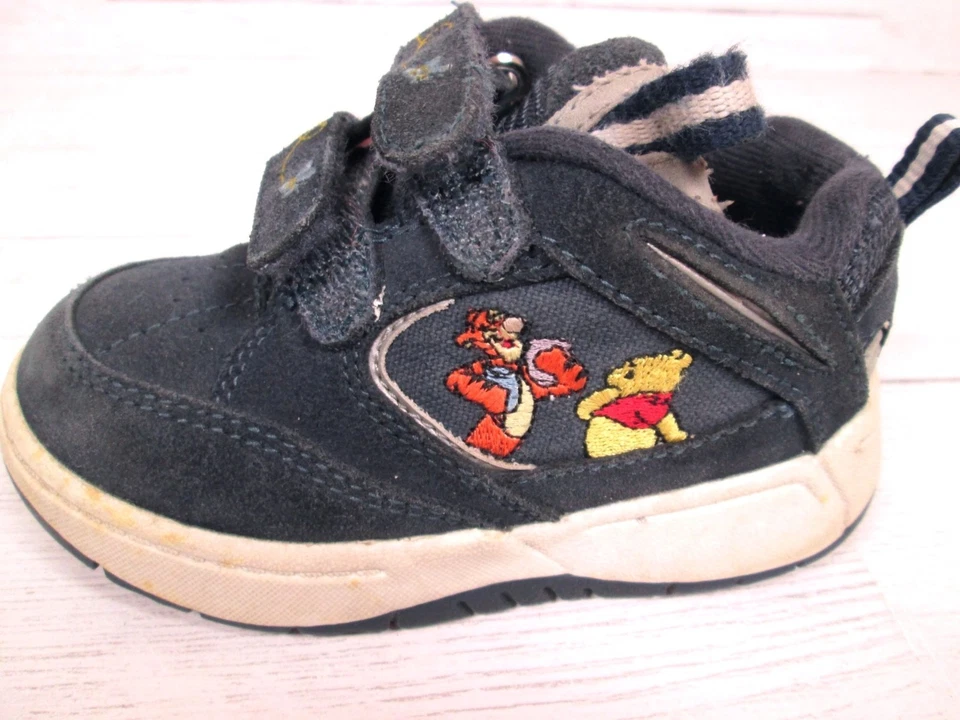 Zapatillas deportivas Winnie The Pooh Tigger vintage años 90 bebé niño talla 8 azul gamuza Foto 2 de 4