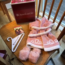 American Girl: Emily s Robe and Slippers retired