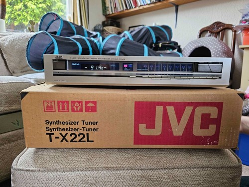 Tuner Hi-Fi Vintage JVC T-K20L – Synthétiseur Quartz FM/AM, Stéréo, Bon état