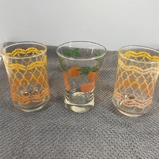 Set of 3 1970s Small Juice Glasses 1 Oranges, 2 Ombré Orange