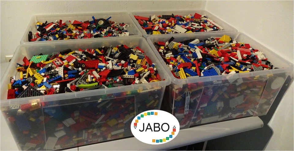 1 Kg LEGO Gemischte Kiloware Steine Platten usw. Star Wars Ritter Space Piraten - Bild 1 von 4
